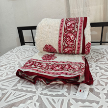 Load image into Gallery viewer, White & Red Hand-Block Printed Tilonia AC Blanket