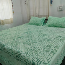 Load image into Gallery viewer, Green Barmer Applique Cut work Bedspread