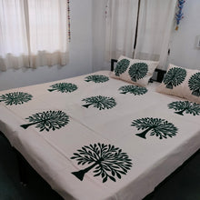 Load image into Gallery viewer, Green Tree of Life Barmer Applique Double Bedspread