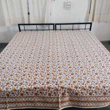 Load image into Gallery viewer, White Base  & Yellow Jaal Pattern Printed Bedspread