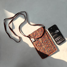 Load image into Gallery viewer, Green & Maroon Hand-block Printed Mobile Sling Bag