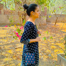 Load image into Gallery viewer, Hand Block Printed Sling Bag