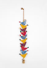 Load image into Gallery viewer, Multicolored Bell Tota &#39;10&#39; Big Birds String
