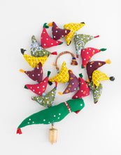 Load image into Gallery viewer, Multicolored Bell Tota "17" Big Birds String with Parrot