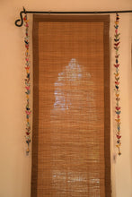 Load image into Gallery viewer, Multicolored Bell Tota "30" Small Birds String