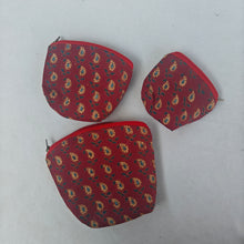 Load image into Gallery viewer, Hand-block Printed Cotton Travel Pouches of 3 Set
