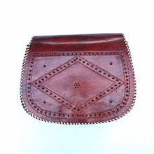 Load image into Gallery viewer, Brown Leather sling Crossbody  bag
