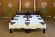 Load image into Gallery viewer, Black White Tree of Life Applique Double Bedspread
