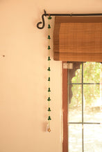 Load image into Gallery viewer, Green &#39;10&#39; Phundi Yarn Strings
