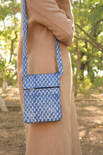 Load image into Gallery viewer, Blue Hand block Printed Travel Sling Bag
