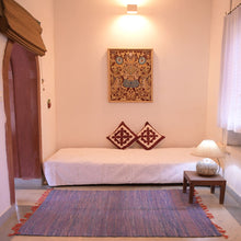 Load image into Gallery viewer, Light blue Jawaja Handwoven Cotton Rug (4X6 ft.)
